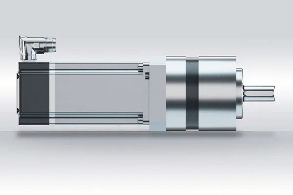 Servomotor mit Planetengetriebe von b-drives in kompakter Bauform